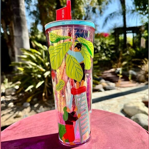 NEW STARBUCKS LIMITED EDITION CELEBRATING TOGETHERNESS AND JOY IN THE EV… - Picture 3 of 9